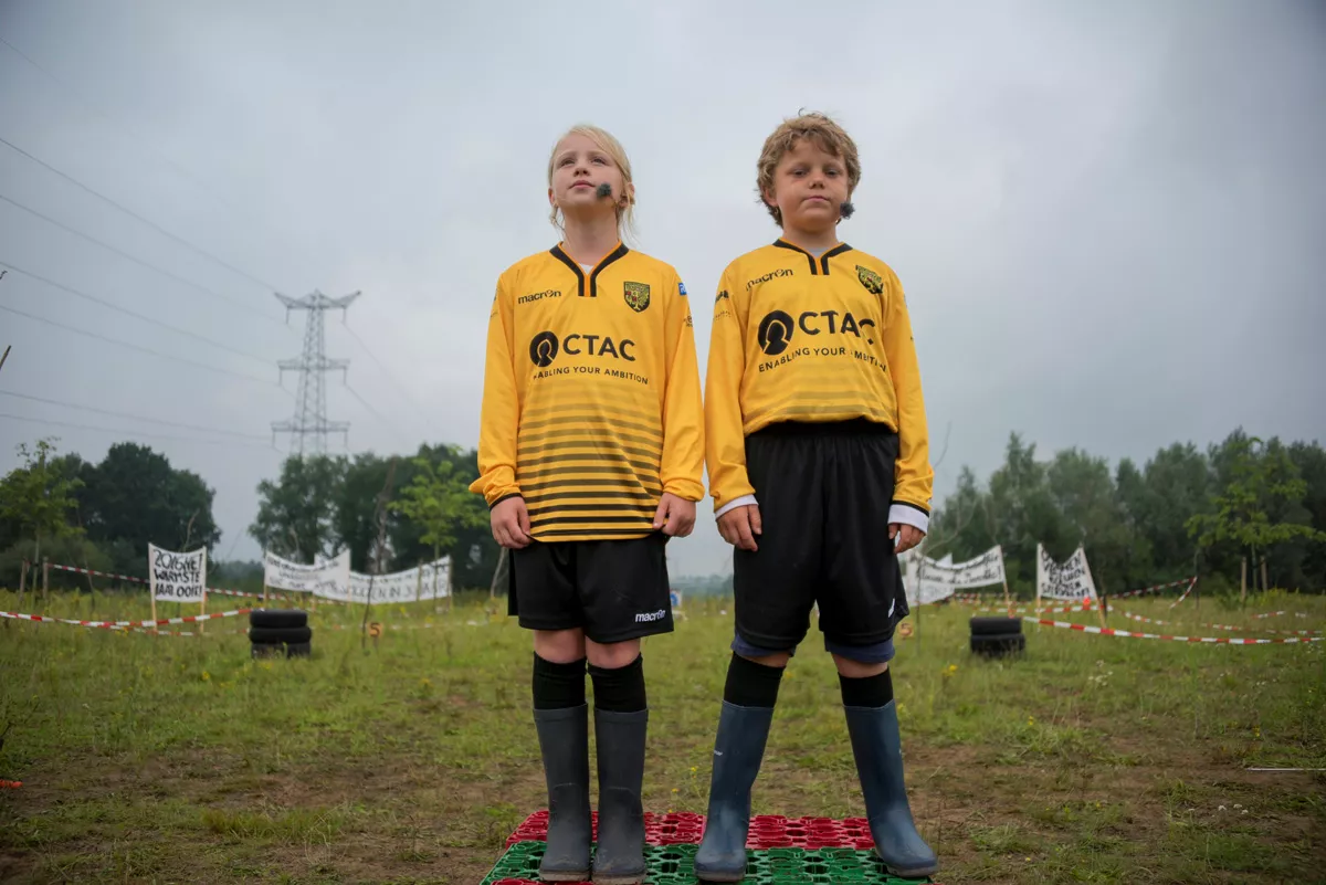 Artemis - Hallo Dampkring