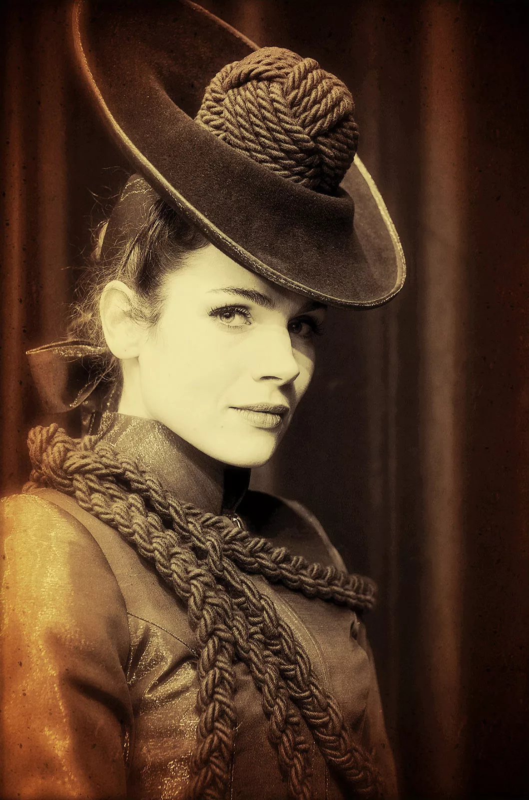 Gejaagd door de wind | kleding doorpas | 2014